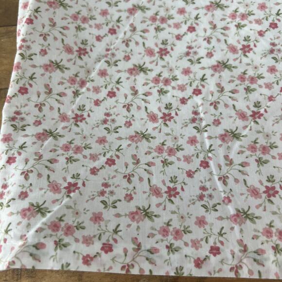 Laura Ashley Twin XL Fitted Sheet & Flat Sheet Set Pink Floral Print 100% Cotton - Picture 3 of 9